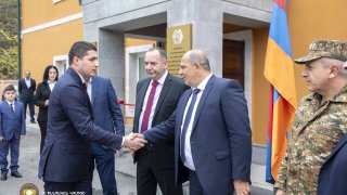 ՀՀ քննչական կոմիտեի զինվորական քննչական գլխավոր վարչության 6-րդ կայազորային քննչական բաժինը հիմնանորոգված վարչական շենք ունի․ բացման արարողությանը մասնակցել է ՀՀ քննչական կոմիտեի նախագահը (տեսանյութ, լուսանկարներ)